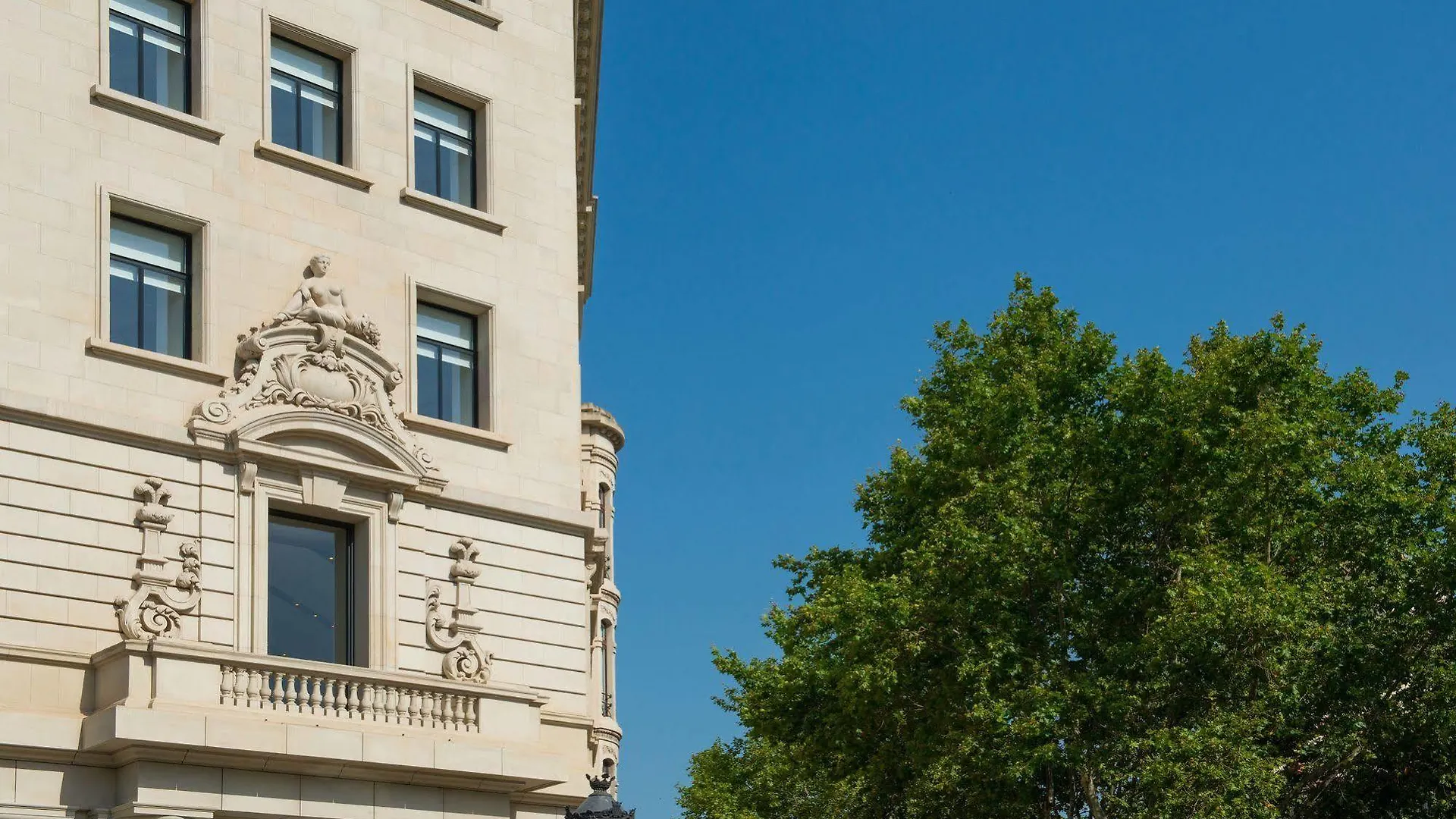 45 Times Barcelona Hotel
